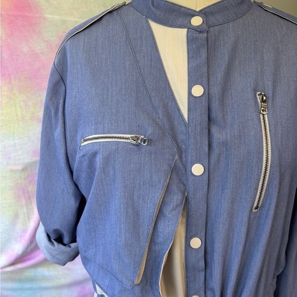 JUMP EUC Lightweight Blue Denim and Creamy Gray Utility Style Colorblock Dress - Picture 8 of 12